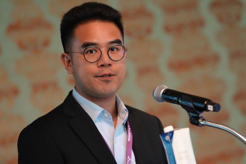 Jeffrey Song, Systemweb
